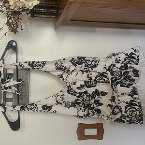 White house black market tops